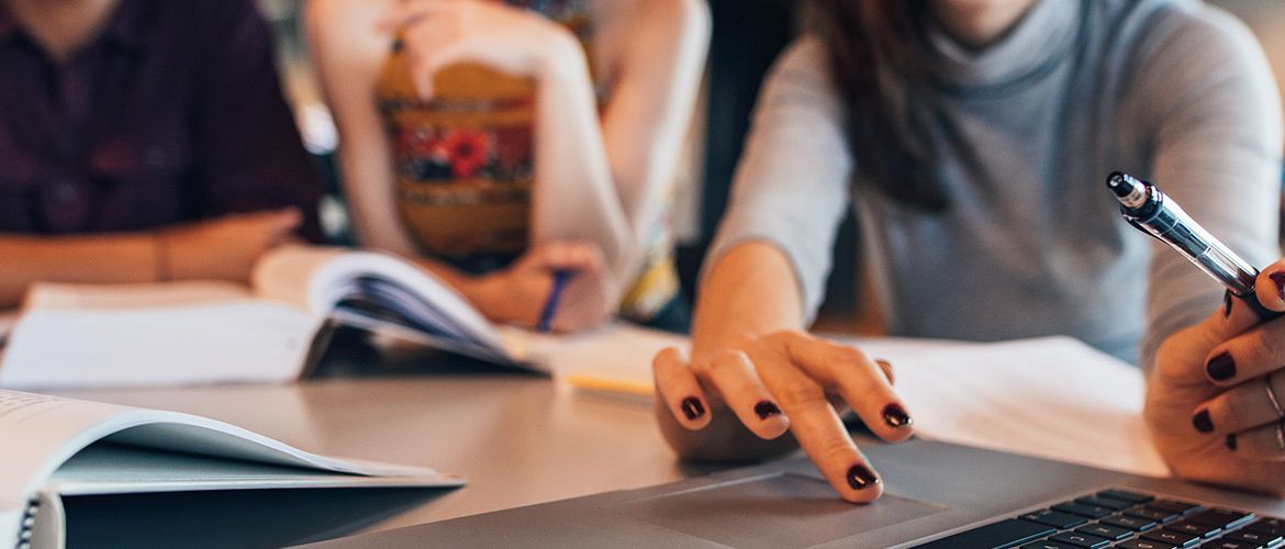 auctions-hero-picture